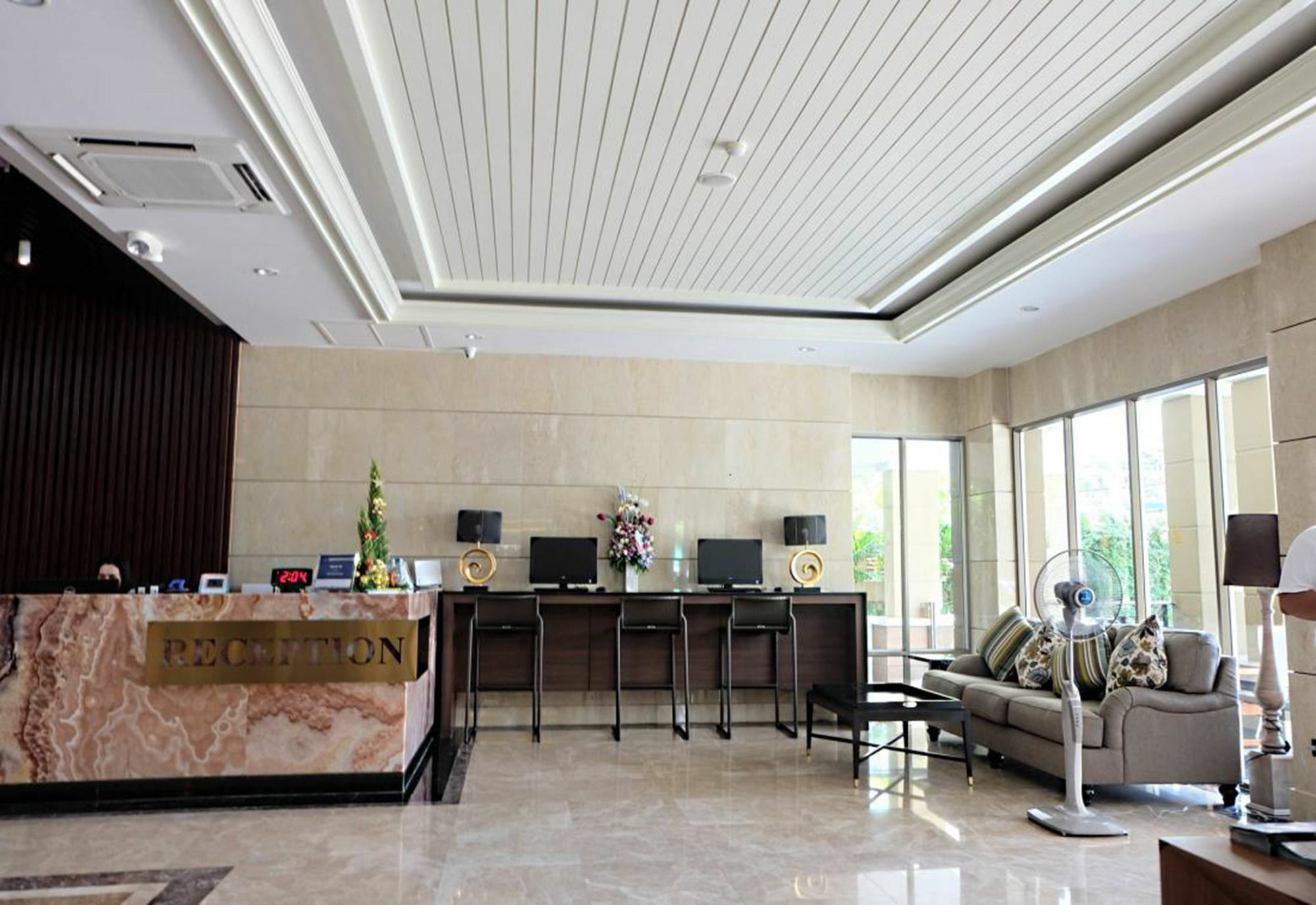 March Hotel Pattaya Bagian luar foto