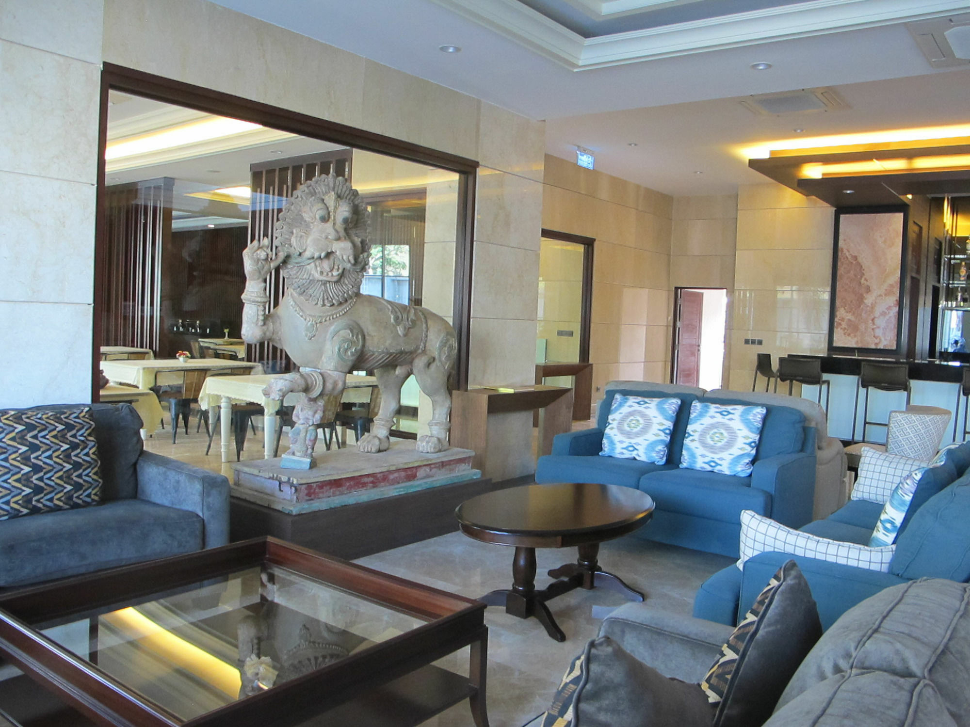 March Hotel Pattaya Bagian luar foto