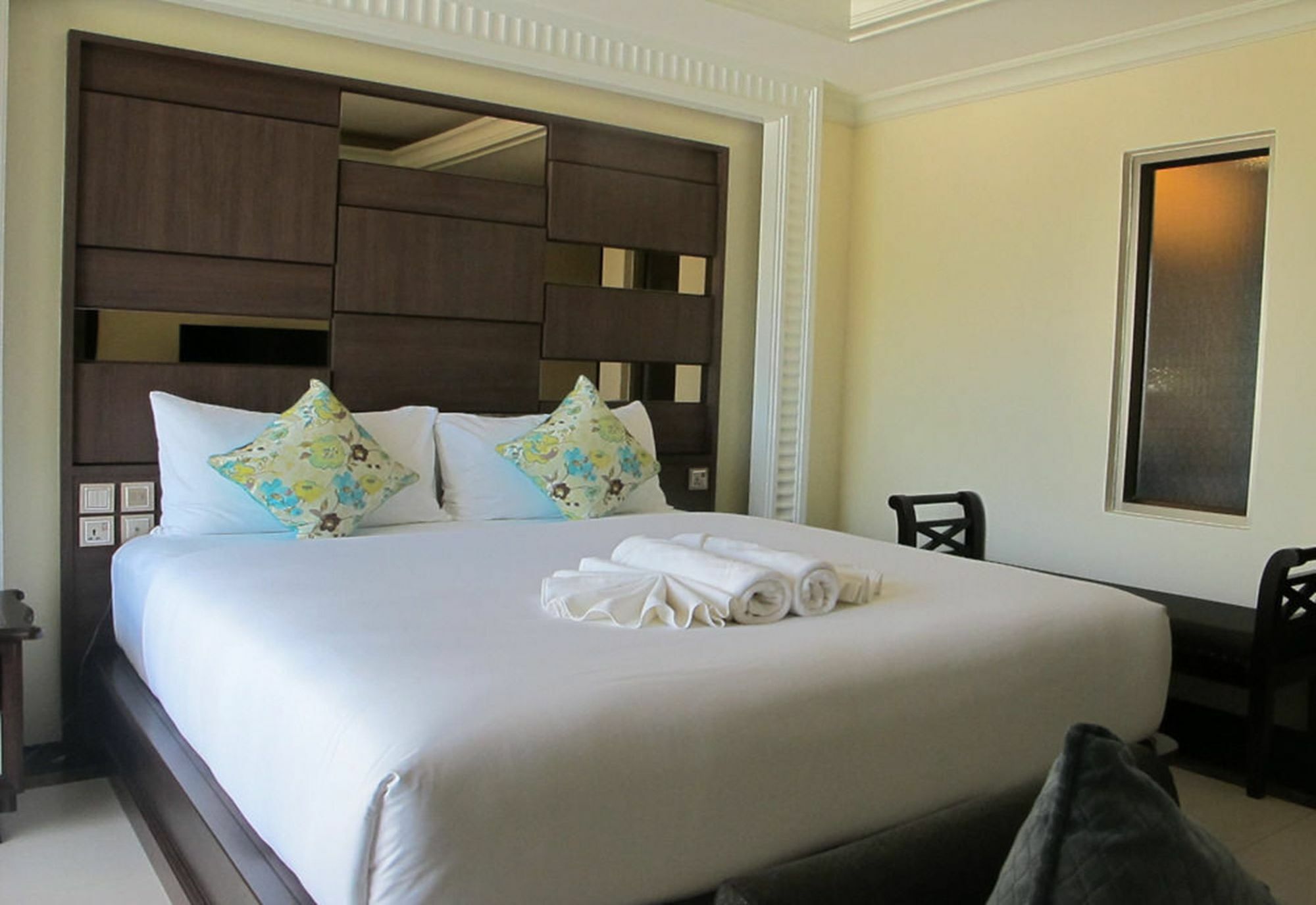 March Hotel Pattaya Bagian luar foto