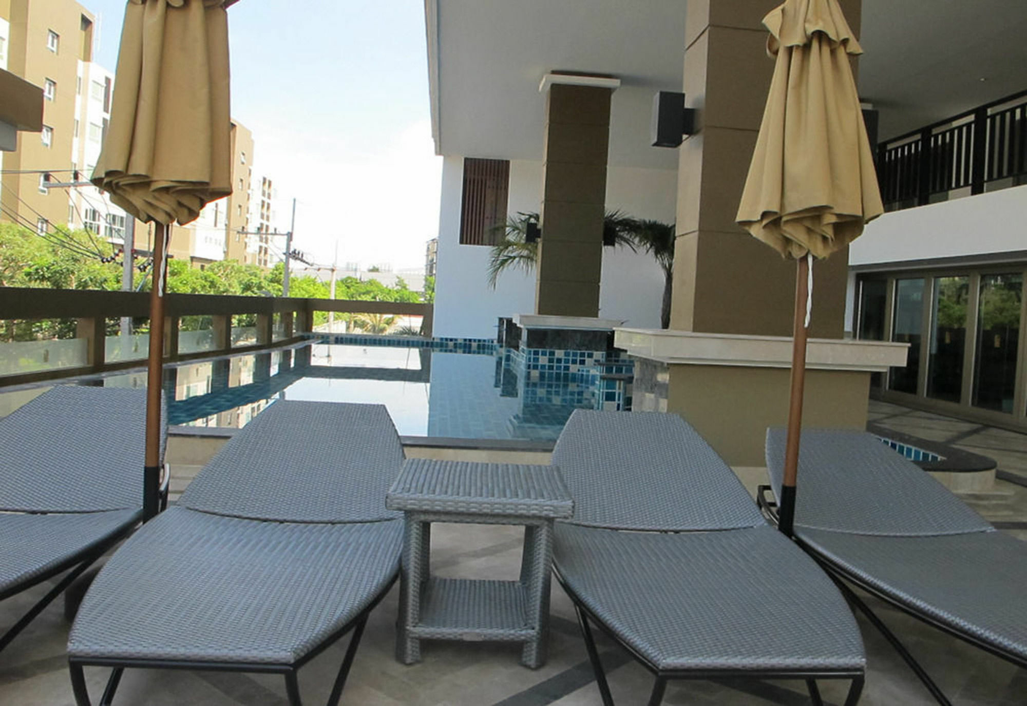 March Hotel Pattaya Bagian luar foto